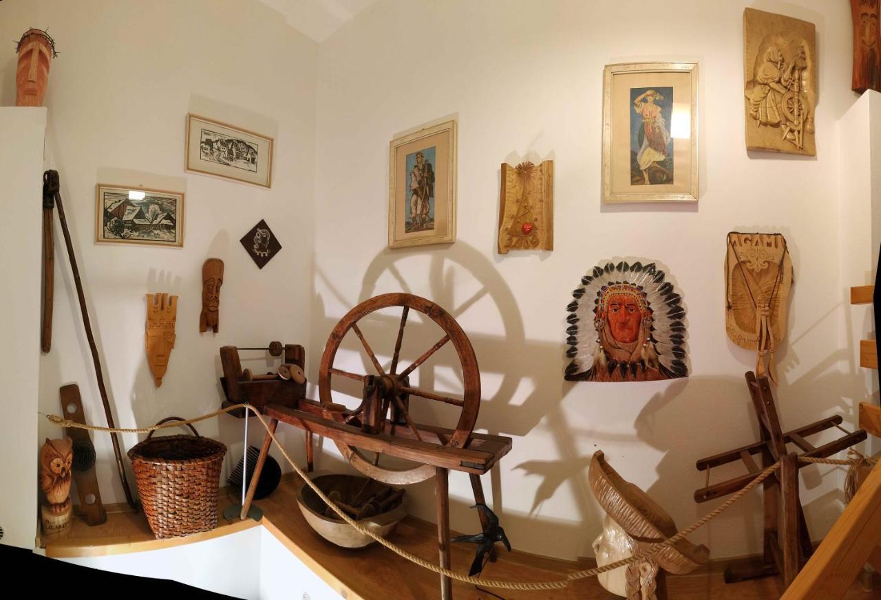 Villa Agami T à Pavčina Lehota Extérieur photo