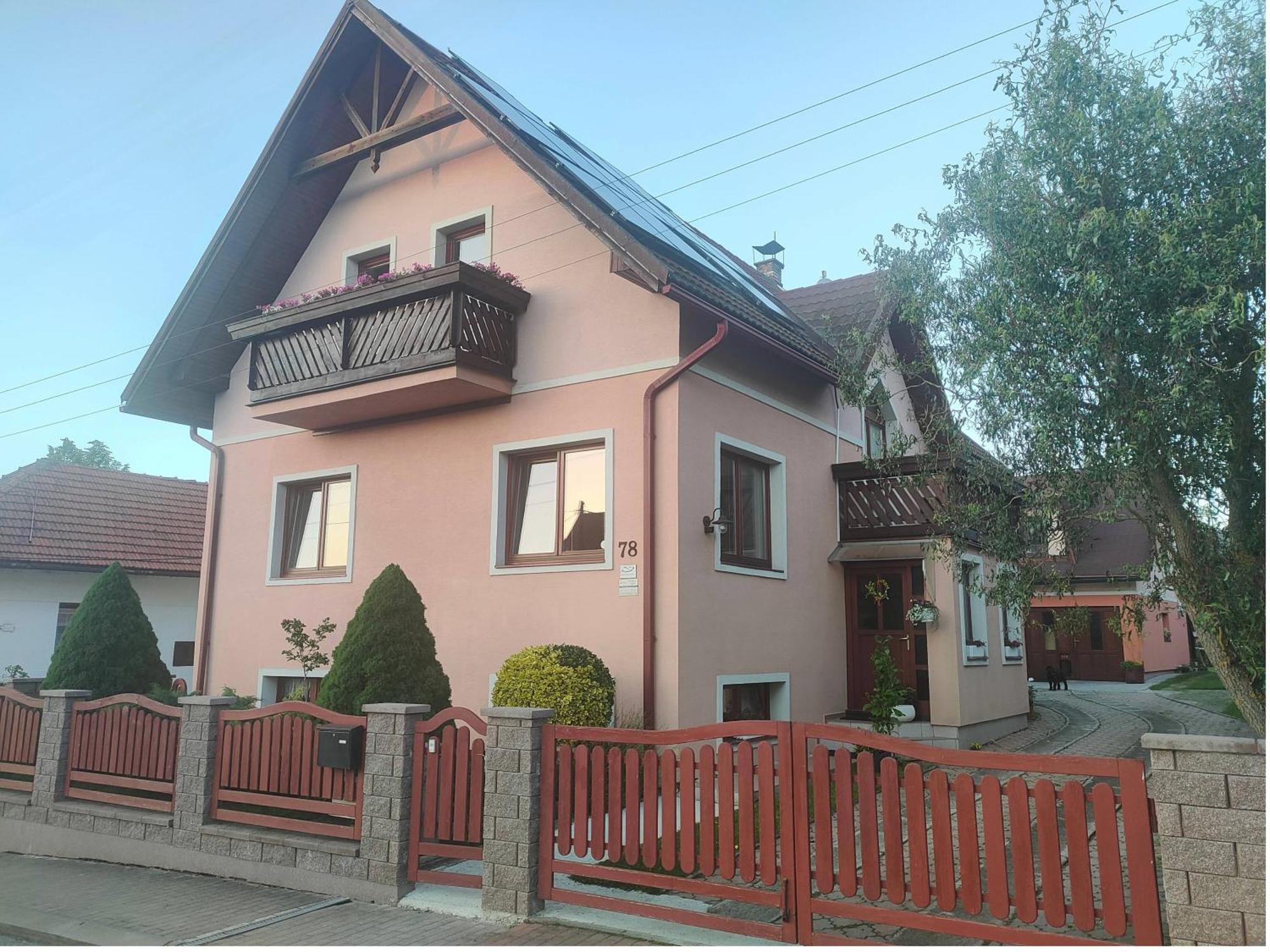 Villa Agami T à Pavčina Lehota Extérieur photo